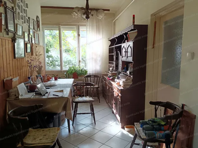 Eladó ház Kaposvár, Toponár 168 nm