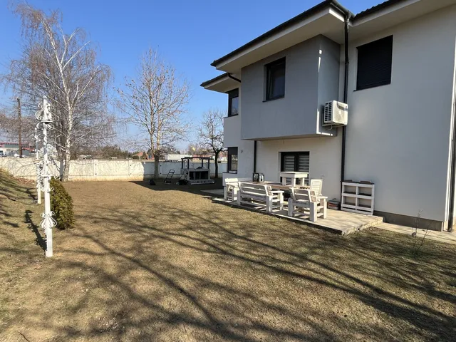 Eladó ház Nyíregyháza, Borbánya, Folyóka 140 nm