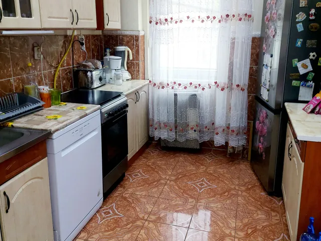 Eladó lakás Nyíregyháza, Érkert 69 nm