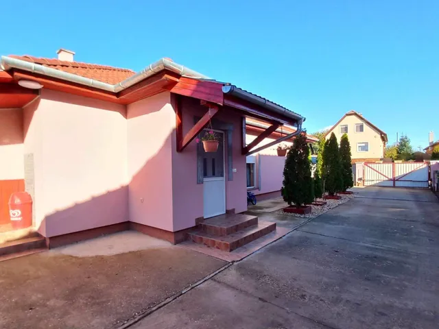 Eladó ház Nyíregyháza, Újkistelekiszőlő 117 nm