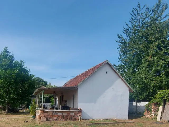 Eladó mezőgazdasági ingatlan Nyíregyháza, Oros 30 nm