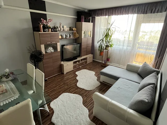 Eladó lakás Nyíregyháza, Érkert 51 nm