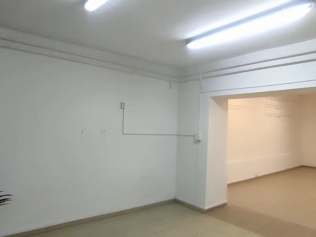 Eladó kereskedelmi és ipari ingatlan Nyíregyháza, Belváros 200 nm
