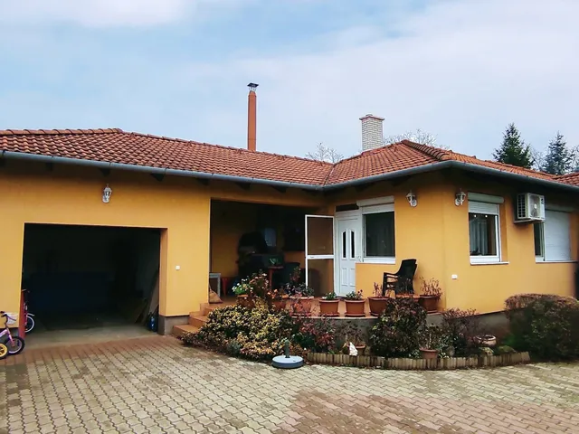 Eladó ház Nyíregyháza, Nyírszőlős 195 nm