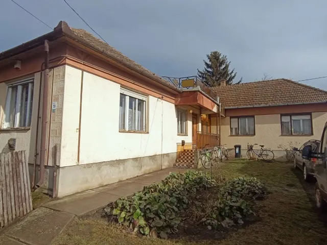 Eladó ház Tiszavasvári 160 nm