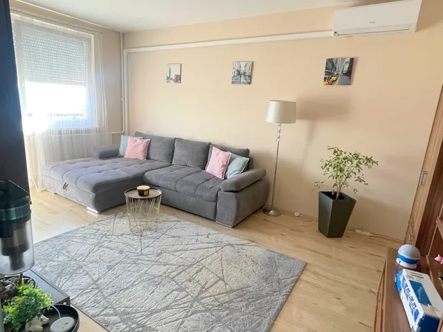 Eladó lakás Nyíregyháza, Örökösföld 61 nm