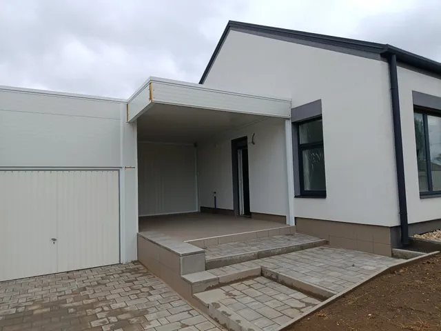 Eladó lakás Nyíregyháza, Oros 102 nm