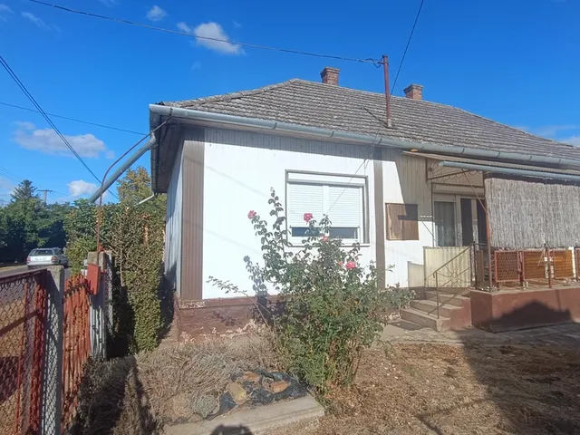 Eladó ház Tiszavasvári, Bűdszentmihály 69 nm
