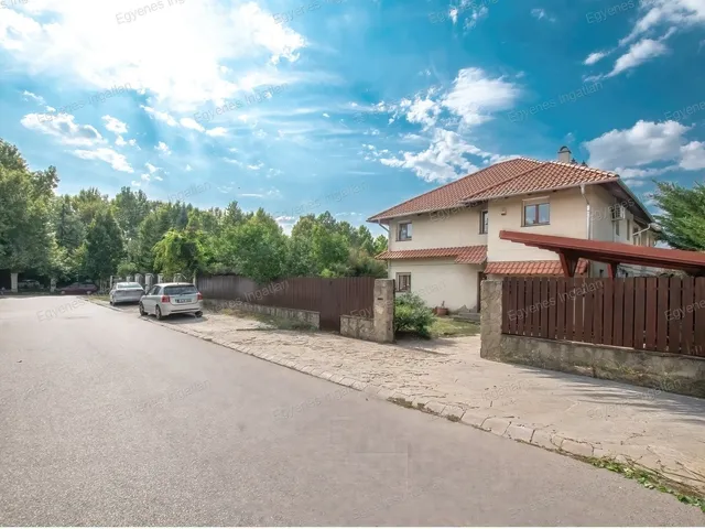 Eladó ház Budapest XVII. kerület, Svachulay Sándor utca 154 nm