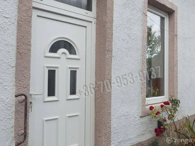 Eladó ház Tapolca, Belváros 92 nm