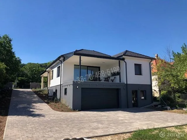 Eladó ház Balatongyörök 247 nm