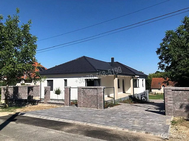 Eladó ház Balatongyörök 247 nm