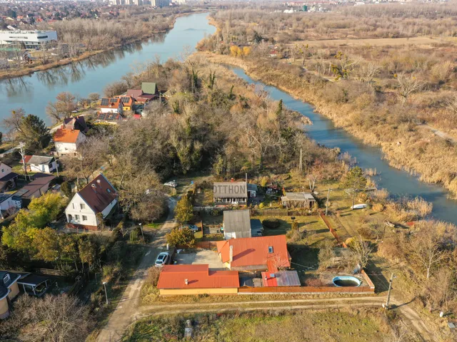 Eladó ház Budapest XXIII. kerület, Molnár sziget 130 nm