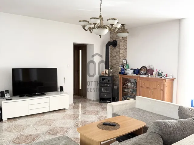 Eladó ház Diósd 388 nm