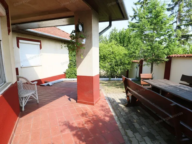 Eladó ház Nyíregyháza, Sóstóhegy 279 nm