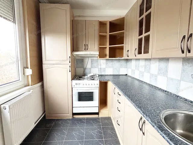 Kiadó lakás Nyíregyháza, Malomkert 54 nm