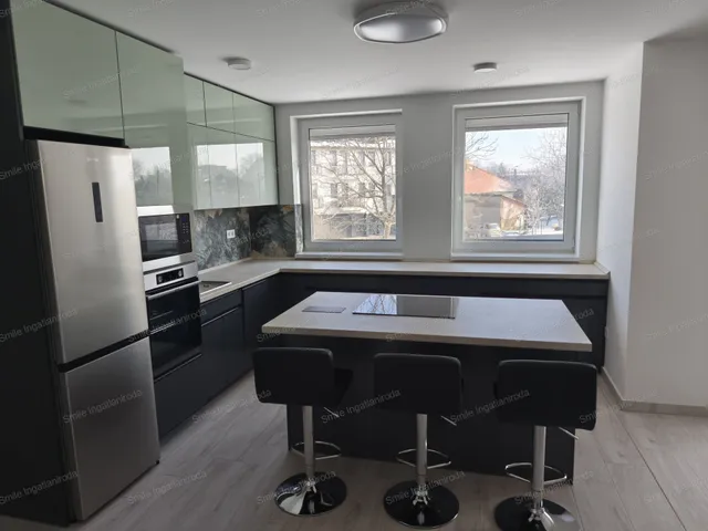 Kiadó lakás Nyíregyháza, Malomkert 72 nm