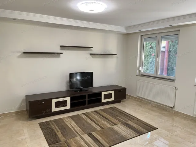 Kiadó ház Nyíregyháza, Örökösföld 123 nm