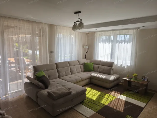 Eladó ház Nyíregyháza, Oros 182 nm