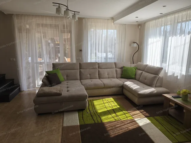 Eladó ház Nyíregyháza, Oros 182 nm