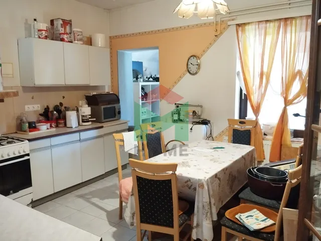 Eladó ház Balatonújlak 180 nm
