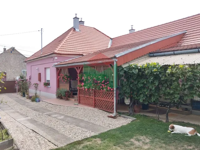 Eladó ház Marcali 99 nm