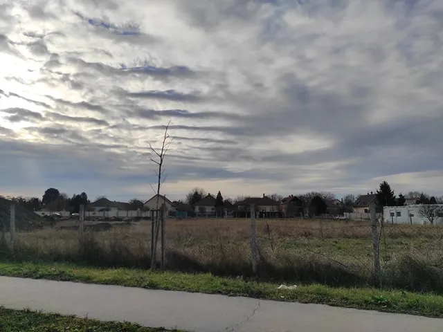 Eladó telek Békéscsaba 5574 nm