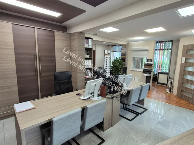 Eladó kereskedelmi és ipari ingatlan Békéscsaba, Belváros 131 nm