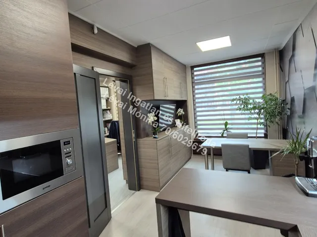 Eladó kereskedelmi és ipari ingatlan Békéscsaba, Belváros 131 nm