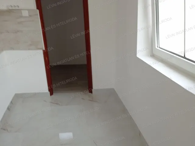 Eladó lakás Békéscsaba 120 nm