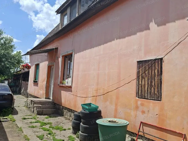 Eladó ház Békéscsaba 200 nm
