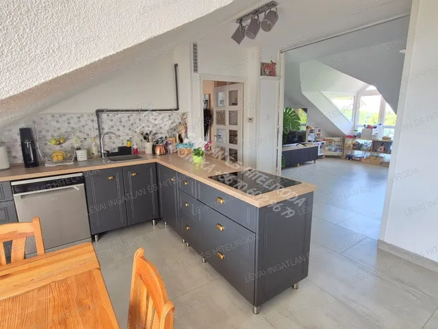 Eladó lakás Békéscsaba, Belváros 110 nm