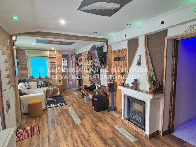 Eladó ház Békéscsaba, Fényes 111 nm