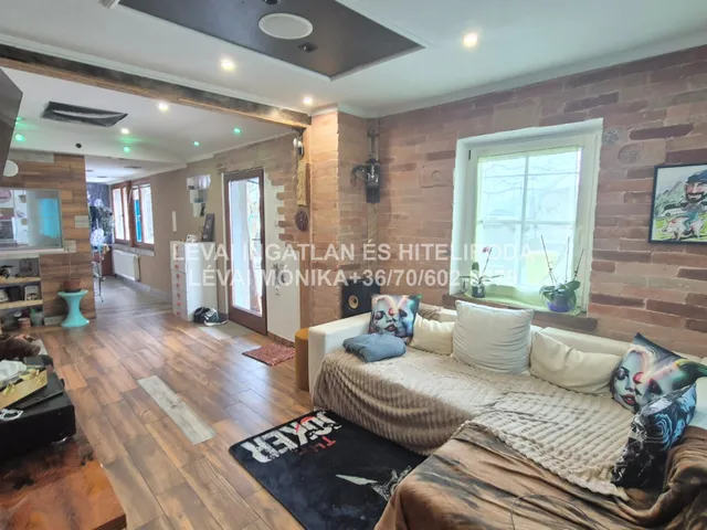 Eladó ház Békéscsaba, Fényes 111 nm