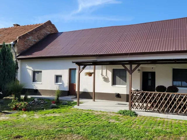 Eladó ház Békéscsaba, Belváros 142 nm