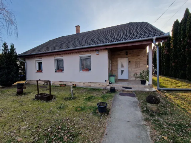 Eladó ház Dabas 85 nm