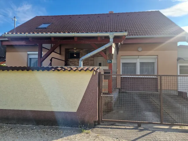 Eladó ház Dabas 130 nm
