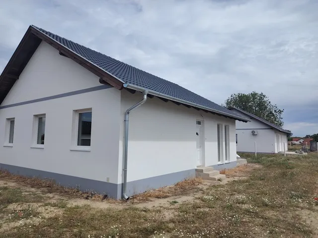 Eladó ház Inárcs 94 nm