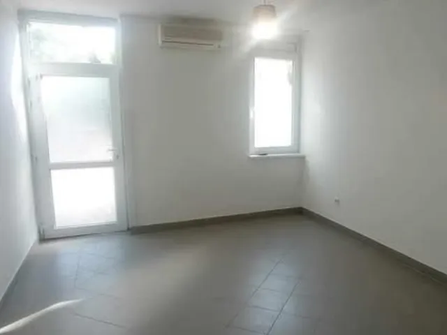 Eladó lakás Táborfalva 22 nm