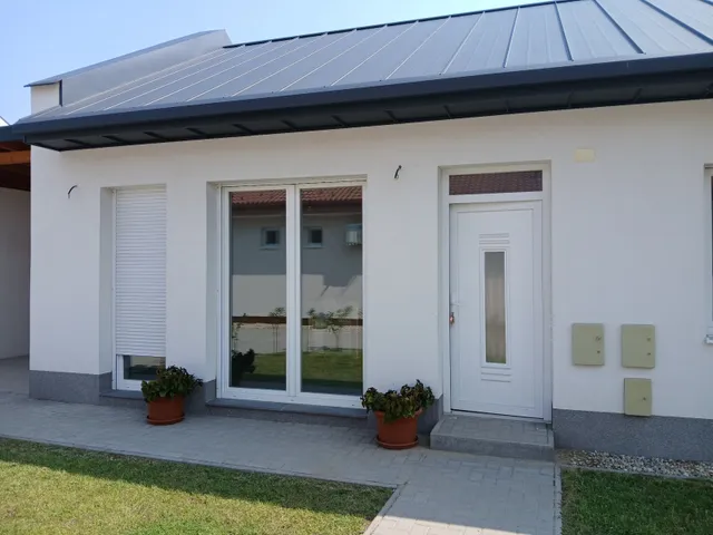 Eladó lakás Dabas 91 nm