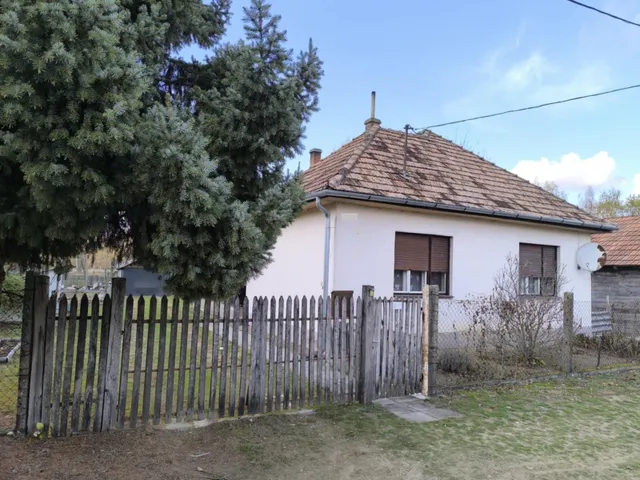 Eladó ház Mikebuda 98 nm