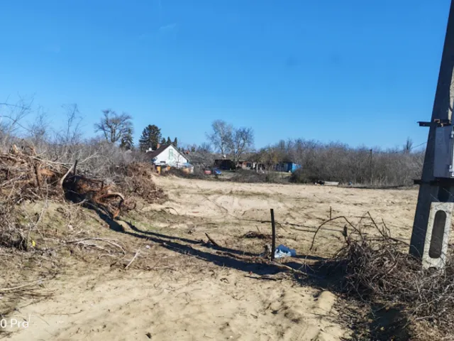 Eladó telek Hernád 1079 nm