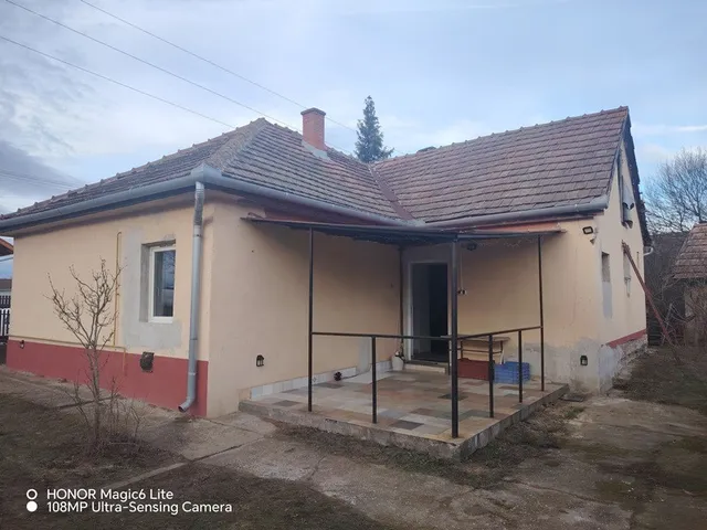 Eladó ház Dabas 77 nm