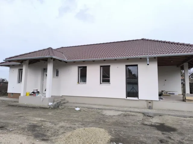 Eladó ház Albertirsa 75 nm