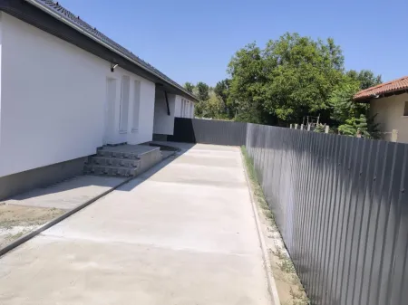 Eladó ház Dánszentmiklós 71 nm