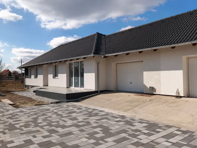 Eladó ház Hernád 120 nm