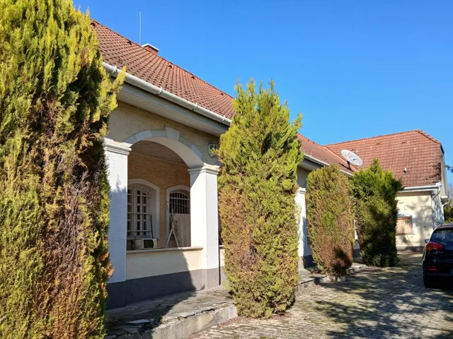 Eladó ház Dabas 214 nm