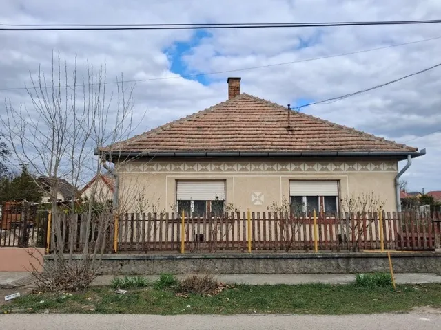 Eladó ház Dabas 85 nm