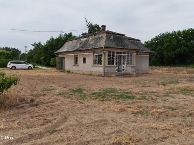 Eladó telek Pilis 90 nm
