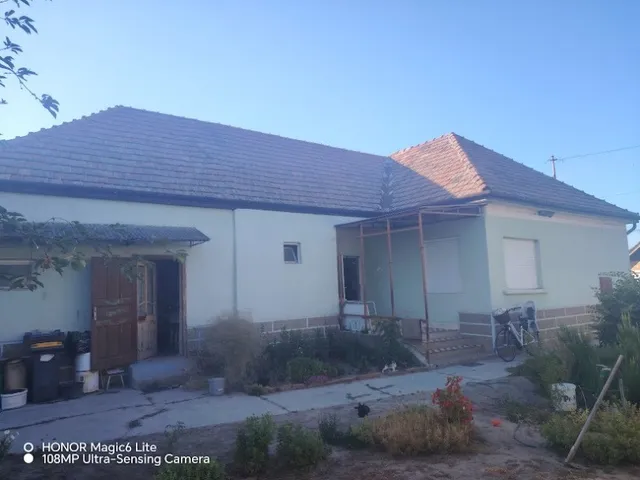 Eladó ház Dabas 84 nm